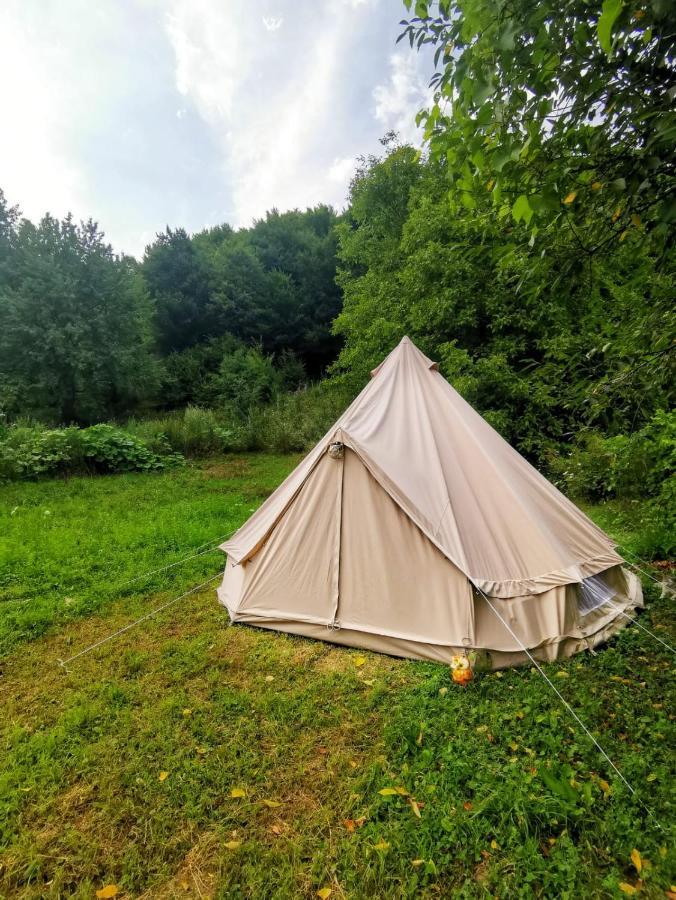 Luna Rock Glamping Brezoi - Blue Scai Hotell Exteriör bild